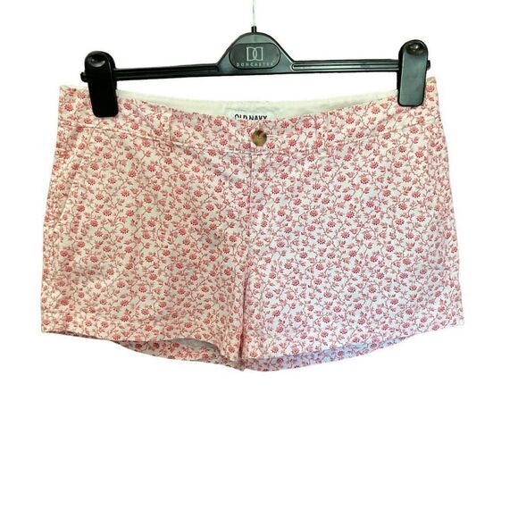 Old Navy Pants - Old Navy Shorts Casual Zipper Button Closure White Red Floral Pockets Women 10